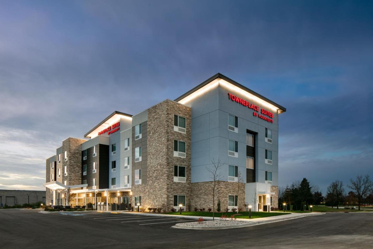 Towneplace Suites By Marriott Oconomowoc Buitenkant foto