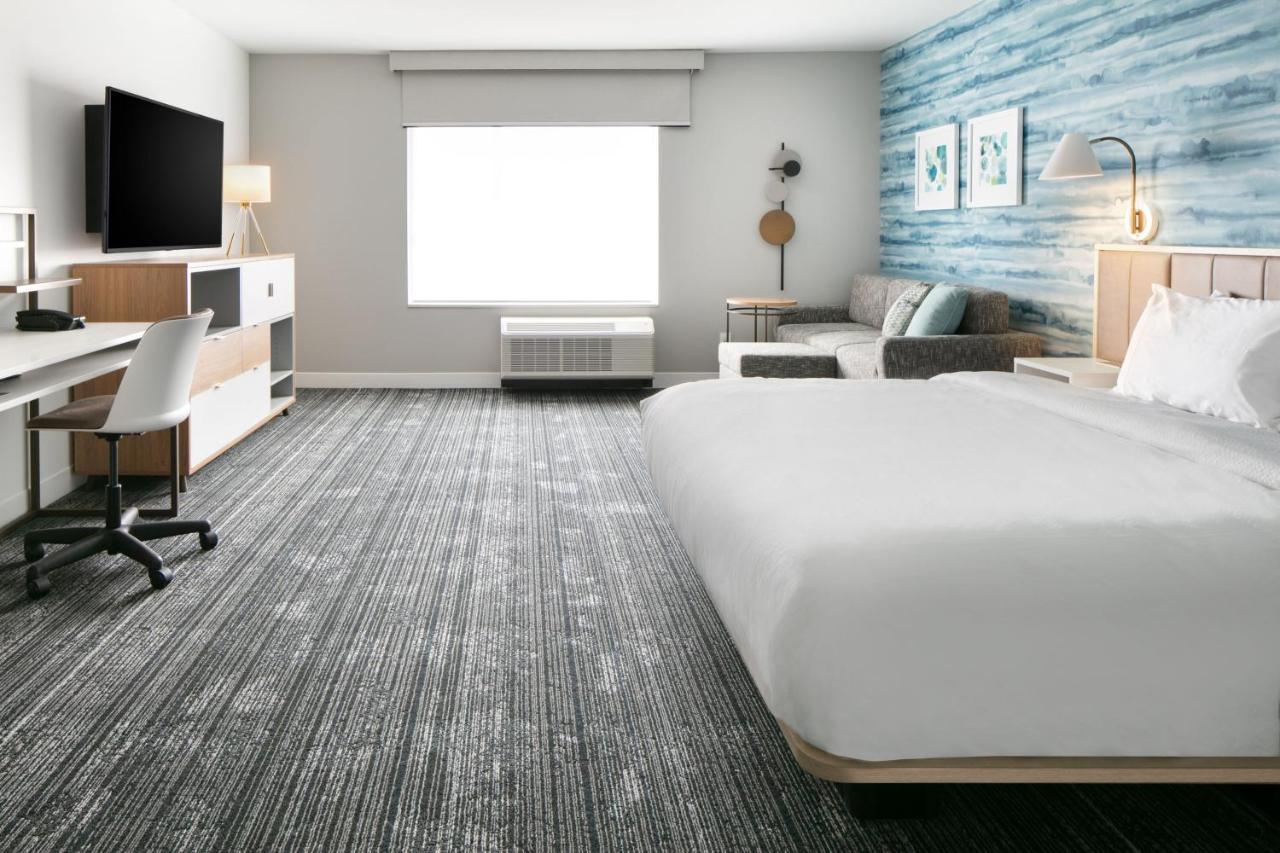 Towneplace Suites By Marriott Oconomowoc Buitenkant foto